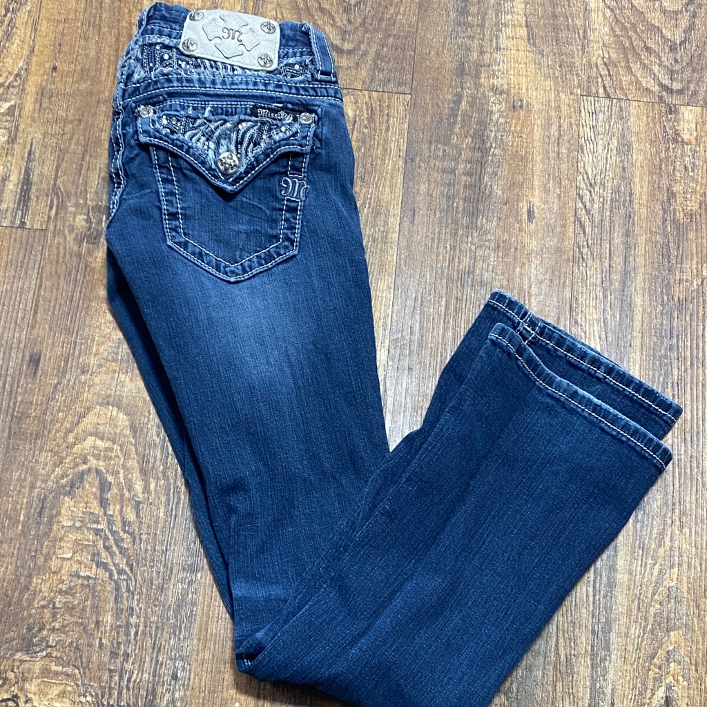 Miss Me Size 25 Boot Cut With Silver Bling Accents Cowgirl Lady Rider Stretch